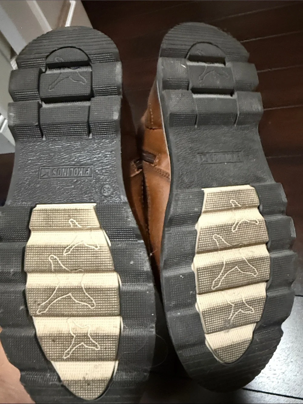 PIKOLINOS premium leather